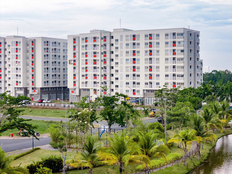 Không chỉ có nhà ở, cư dân còn được thụ hưởng hệ sinh thái tiện ích toàn diện. a2-z7148544889485-6dab2c747118f12537375d4105717cb3.jpg