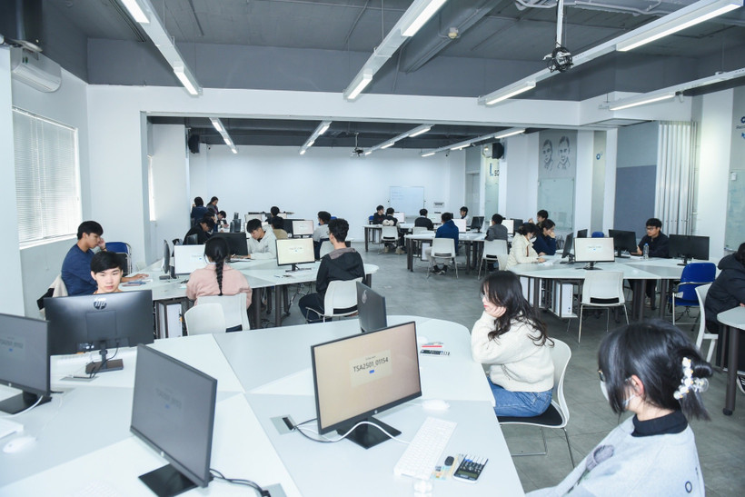 Đánh giá tư duy tại Đại học Bách khoa Hà Nội.