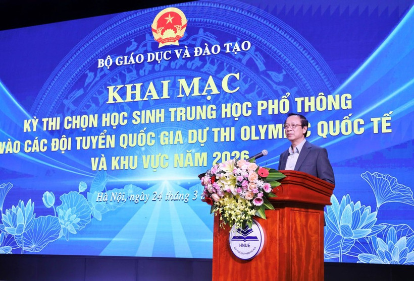 Thứ trưởng Thường trực Bộ Giáo dục và Đào tạo Phạm Ngọc Thưởng phat biểu tại lễ khai mạc. (Ảnh: NGUYỄN MẠNH)