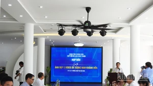 Quang cảnh buổi họp báo. (Ảnh: NGUYỄN TRUNG)