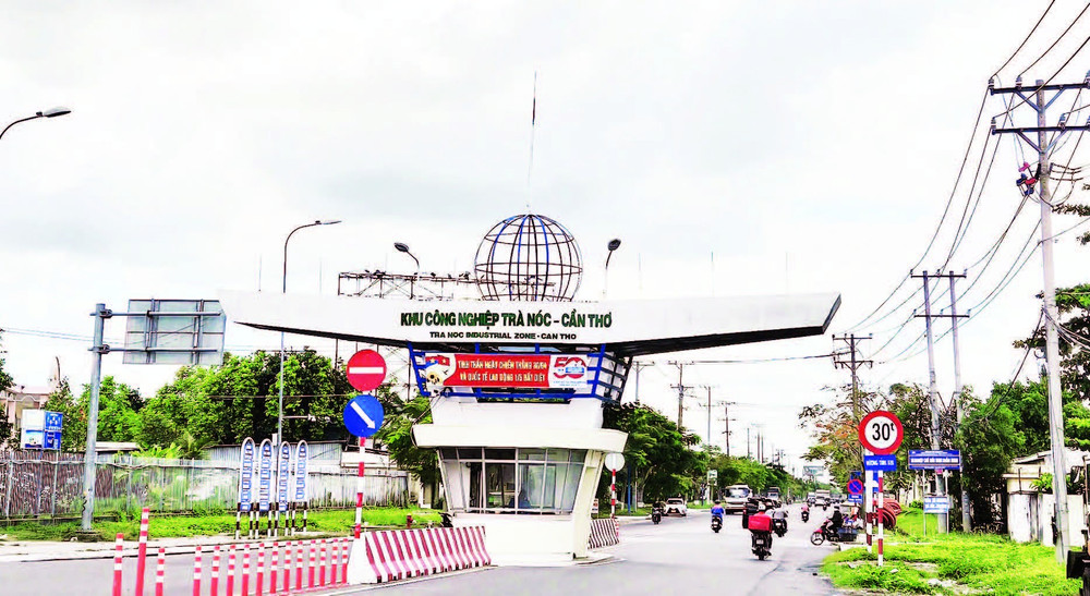 Khu công nghiệp Trà Nóc là một trong những khu công nghiệp có tốc độ thu hút đầu tư nhanh tại Cần Thơ.