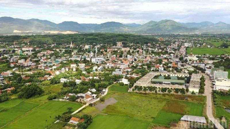 Quê hương núi Ấn-sông Trà. (Ảnh: HIỀN CỪ)