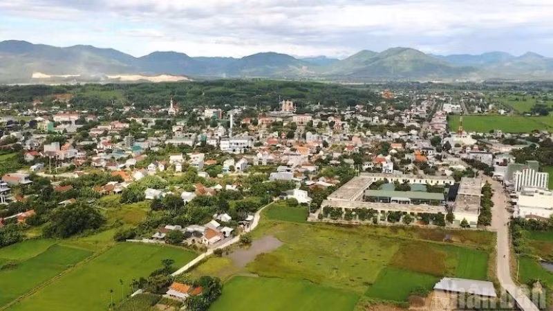 Quê hương núi Ấn-sông Trà. (Ảnh: HIỀN CỪ)