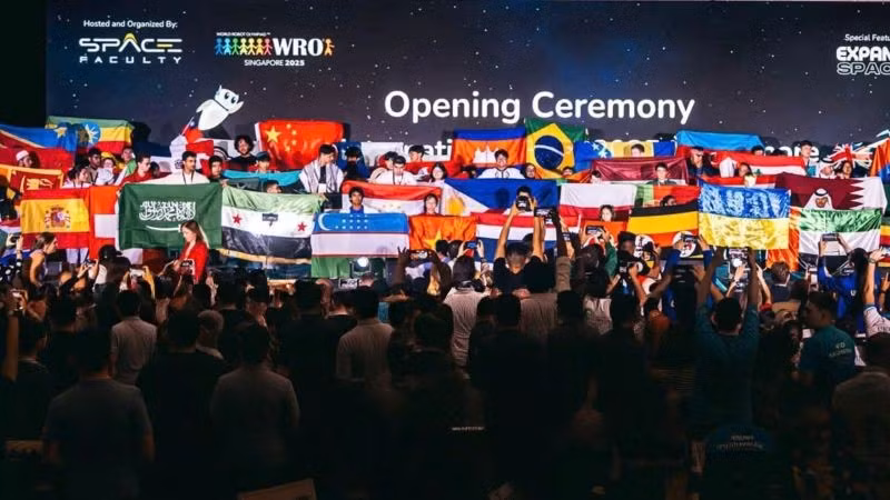 WRO 2025 quy tụ hơn 500 đội thi đến từ hơn 95 quốc gia và vùng lãnh thổ. (Nguồn: BTC Robotacon)