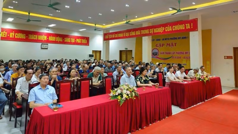 Việc cho thôi làm Trưởng thôn, Tổ trưởng tổ dân phố được quyết định tại cuộc họp của cộng đồng dân cư. (Ảnh: CTV)