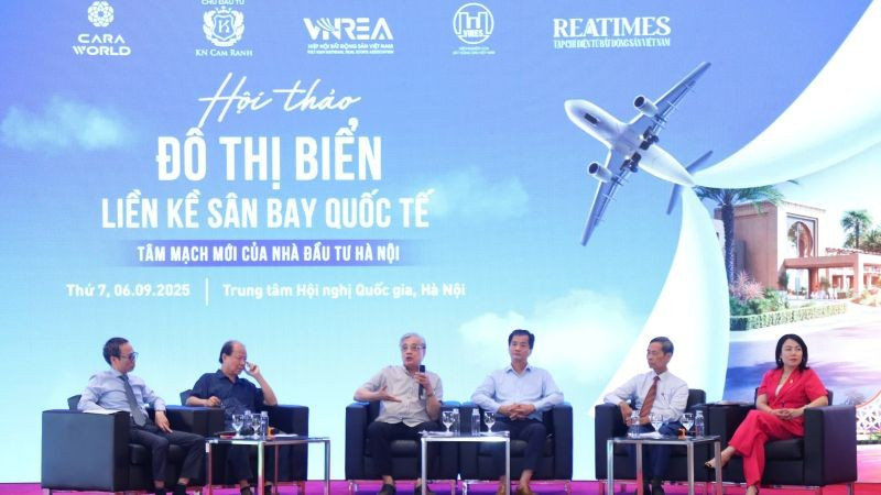 Các diễn giả trao đổi, thảo luận tại Hội thảo. (Ảnh: PV)