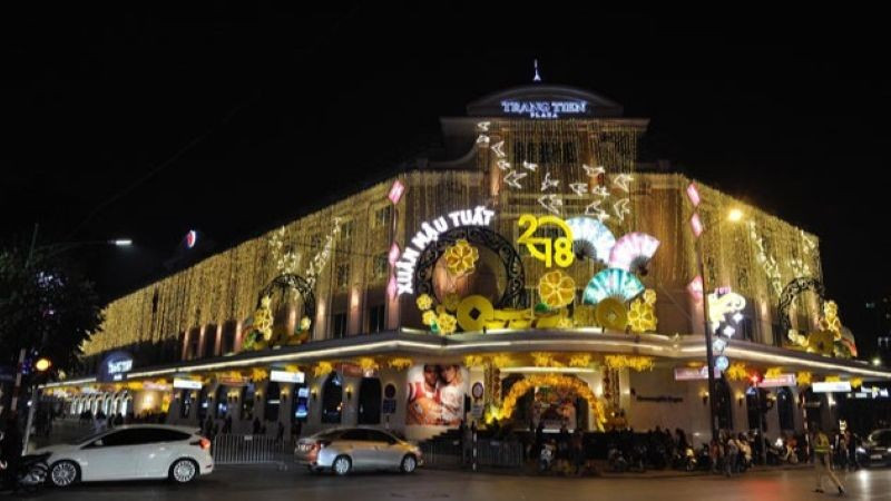 Phố Tràng Tiền, Hà Nội. (Ảnh: PV)