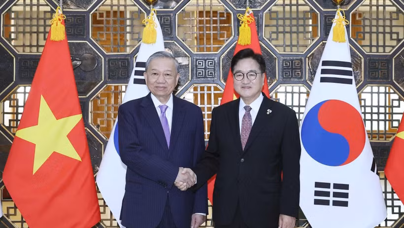 Tổng Bí thư Tô Lâm hội kiến Chủ tịch Quốc hội Hàn Quốc Woo Won Sik. (Ảnh: THỐNG NHẤT/TTXVN)