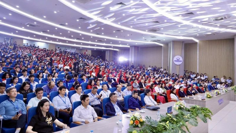 Quang cảnh buổi lễ trao giải.