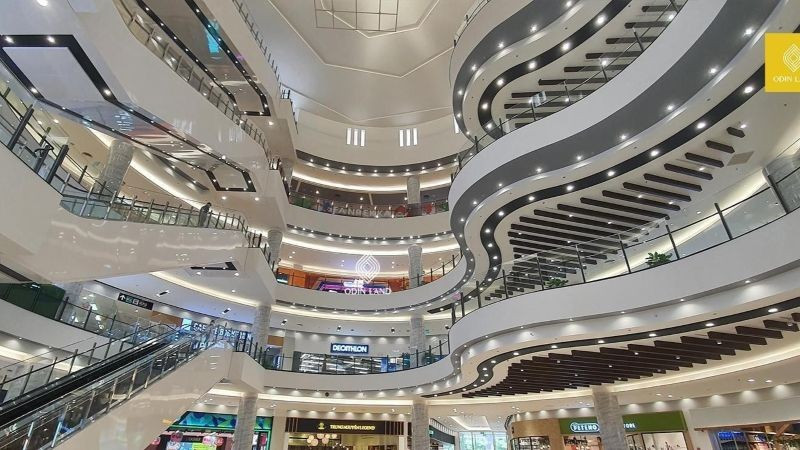 Bên trong một khu trung tâm thương mại tại Thành phố Hồ Chí Minh. (Ảnh: PV)