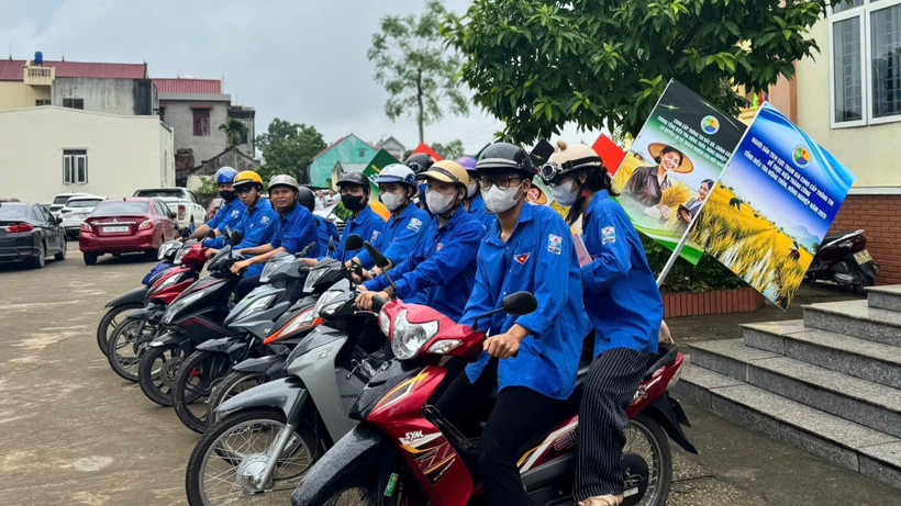 Các điều tra viên sẵn sàng xuống địa bàn. (Ảnh: HNV)