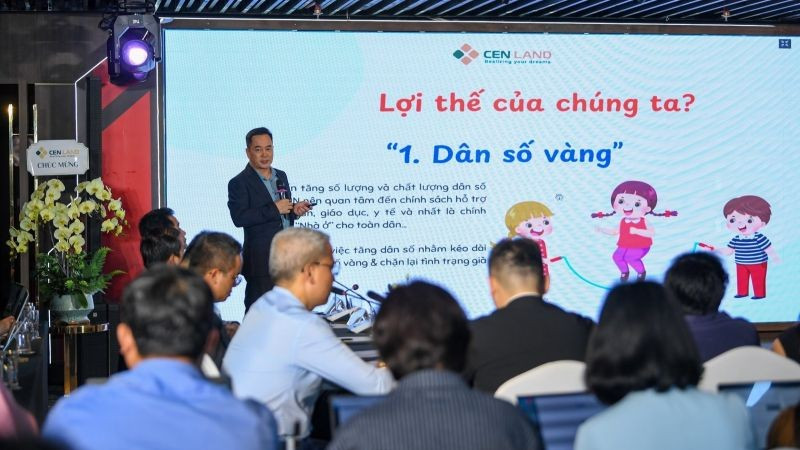 Ông Nguyễn Trung Vũ, Chủ tịch Hội đồng quản trị Cen Land chia sẻ quan điểm tại tọa đàm. (Ảnh: HNV)