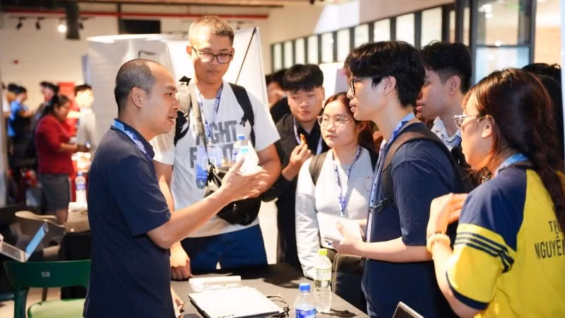 Tăng cường năng lực ứng phó an ninh, an toàn mạng cho đội ngũ nhân lực hiện nay là yêu cầu cấp thiết. (Ảnh: PV)