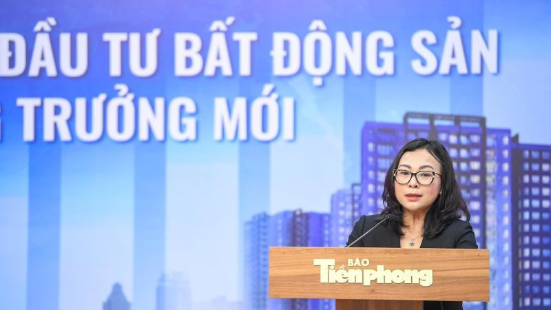 Bà Tống Thị Hạnh, Cục Trưởng Cục Quản lý nhà và Thị trường bất động sản. (Ảnh: DƯƠNG TRIỀU)