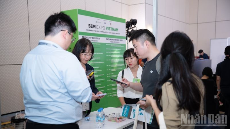 Chương trình trong khuôn khổ SemiExpo Việt Nam 2025 mở ra làn sóng mới cho phát triển nguồn nhân lực công nghệ cao. (Ảnh: HNV)