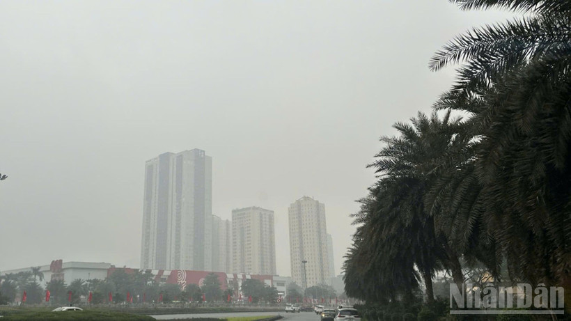 Ngã tư Khuất Duy Tiến-Trần Duy Hưng- Đại lộ Thăng Long. (Ảnh: ĐỨC ANH)