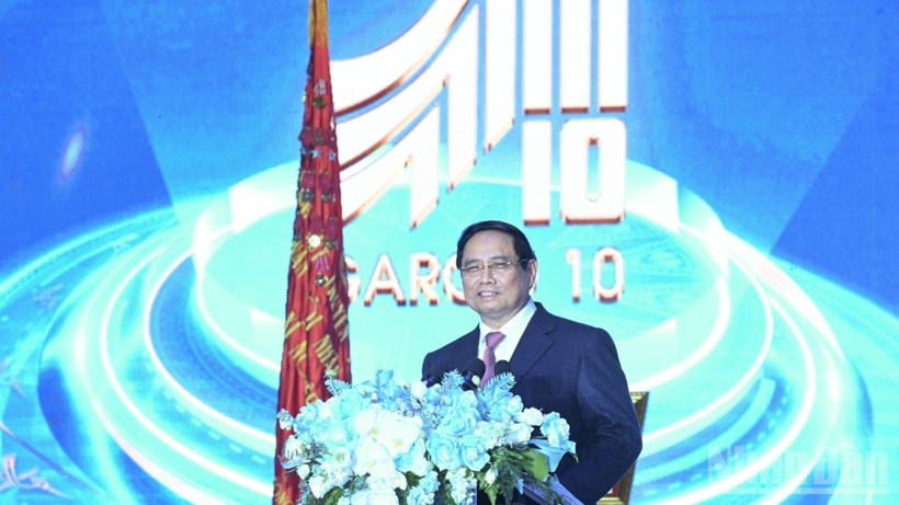 Thủ tướng Chính phủ Phạm Minh Chính phát biểu ý kiến tại lễ kỷ niệm. (Ảnh: TRẦN HẢI)