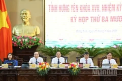 Hội đồng nhân dân tỉnh Hưng Yên thông qua chính sách hỗ trợ kinh phí cho hàng nghìn người từ tỉnh Thái Bình (trước đây) sang tỉnh Hưng Yên làm việc.