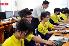 [Video] Xây dựng quy định mới về quy tắc ứng xử của nhà giáo