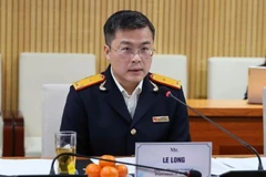 Phó Cục trưởng Cục Thuế Lê Long tại buổi làm việc.