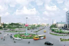 Tỉnh Hưng Yên đang đẩy nhanh việc triển khai các tuyến xe buýt kết nối giao thông nội tỉnh phục vụ người dân và cán bộ, công chức.