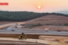 [Video] Bộ Xây dựng kiểm tra tiến độ hệ thống giao thông thông minh trên cao tốc Bắc – Nam