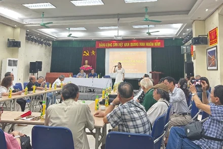 Buổi tọa đàm "Con đường âm nhạc-nhạc sĩ Giáng Son". (Ảnh: CAO HƯƠNG)