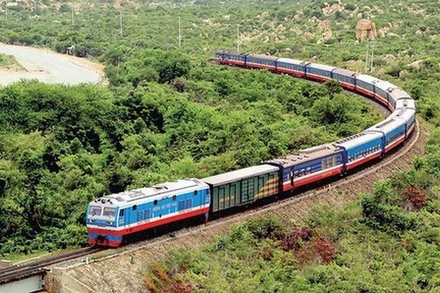 Đường sắt Việt Nam chính thức bán vé trực tuyến cho tuyến tàu Gia Lâm-Nam Ninh. (Ảnh minh họa)