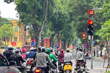 Việc triển khai đèn tín hiệu chỉ hiển thị 8 giây cuối của chu kỳ đang nhận được nhiều sự quan tâm của người dân.