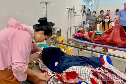 Các nạn nhân hiện đang được theo dõi sức khỏe sau ba ngày sống sót trên biển.