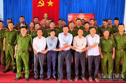 Tăng cường phối hợp giữa các xã miền núi nhằm bảo đảm an ninh trật tự.