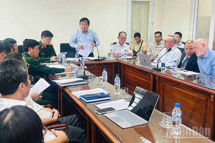 Cục Hàng hải Việt Nam và Đường thủy Việt Nam chỉ đạo công tác phòng, chống bão số 13 đối với tàu Star Bueno