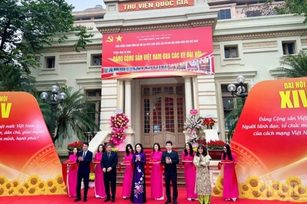 Toàn cảnh lễ khai mạc triển lãm.