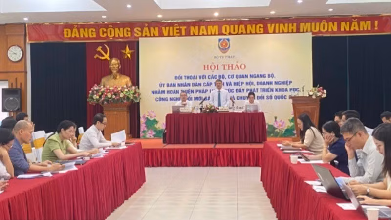 Toàn cảnh hội thảo.