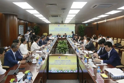 Lãnh đạo hai Tập đoàn Công nghiệp Than-Khoáng sản Việt Nam (TKV) và Công nghiệp-Năng lượng quốc gia Việt Nam (PVN) rà soát tiến độ triển khai thỏa thuận hợp tác và định hướng phối hợp trong lĩnh vực công nghiệp-năng lượng.