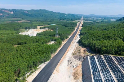 Doanh nghiệp đề xuất phương án khả thi đầu tư theo phương thức đối tác công-tư (PPP) mở rộng toàn tuyến cao tốc bắc-nam phía đông với tổng chiều dài khoảng 1.241km, từ 4 làn xe chưa hoàn chỉnh lên 6 làn xe hoàn chỉnh.