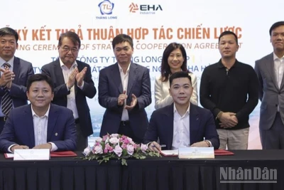 Tổng Công ty Thăng Long ký hợp tác với Công ty EHA Hải Phòng đầu tư-xây dựng-phát triển hạ tầng khu công nghiệp xanh, thông minh.