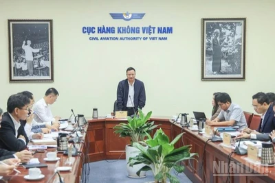 Cục Hàng không Việt Nam họp bàn giải pháp ứng phó giá nhiên liệu bay tăng cao do tác động của chiến sự tại Trung Đông.