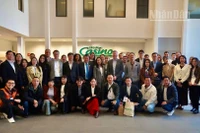 Các doanh nghiệp Việt Nam tham gia trao đổi trực tiếp với các nhà thu mua của hệ thống Casino để mở rộng sự hiện diện của hàng Việt tại thị trường Pháp và châu Âu. 
