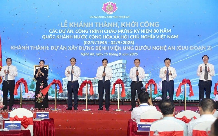 Lễ thành thành Bệnh viện Ung Bướu Nghệ An (giai đoạn 2)