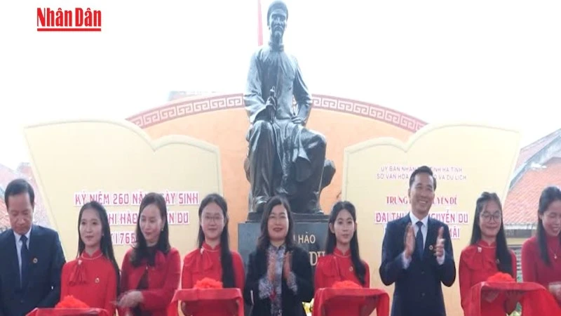 [Video] Không gian trưng bày"Đại thi hào Nguyễn Du - ngàn năm nhớ mãi"