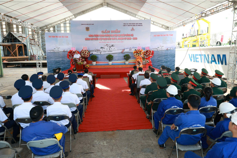 Quang cảnh buổi lễ. z6833825491996-9615d70100ed3f59f1cafdb27734b518.jpg