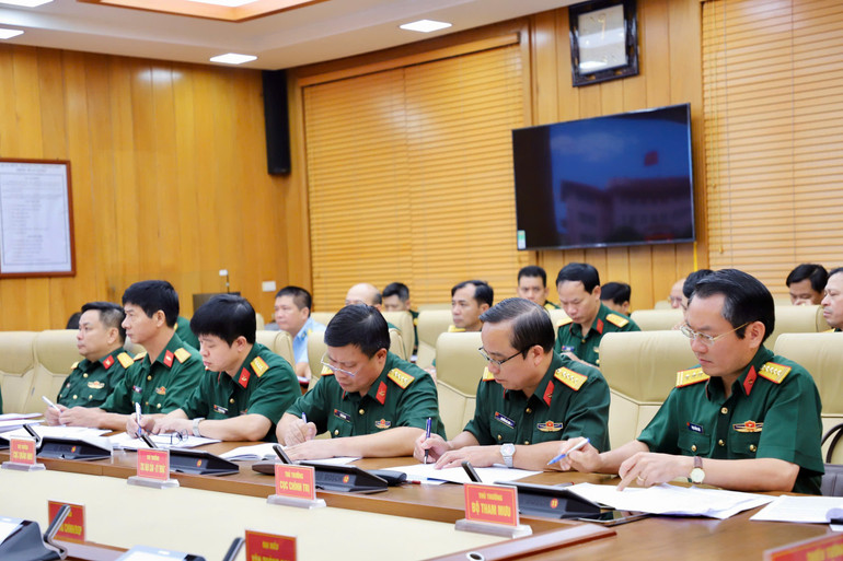 Các đại biểu dự hội nghị. 3.jpg