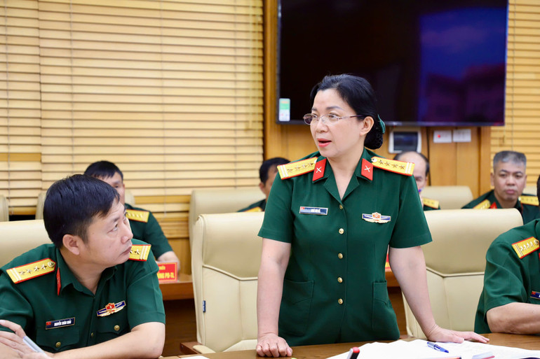 Các đại biểu phát biểu tại hội nghị. 7.jpg