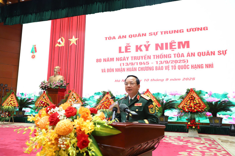 Đại tướng Trịnh Văn Quyết, Ủy viên Thường vụ Quân ủy Trung ương, Chủ nhiệm Tổng cục Chính trị Quân đội nhân dân Việt Nam phát biểu tại Lễ kỷ niệm. z6996893054951-79d8572143edcfb99205ab264bf7de78.jpg