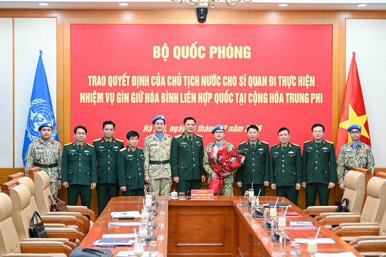 gin-giu-hoa-binh-1.jpg
