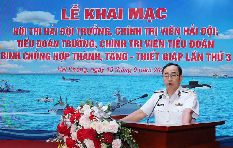Ủy viên Trung ương Đảng, Tư lệnh Quân chủng Hải quân, Phó Đô đốc Trần Thanh Nghiêm, phát biểu khai mạc Hội thi. pho-do-doc-tran-thanh-nghiem-phat-bieu-khai-mac-hoi-thi.jpg