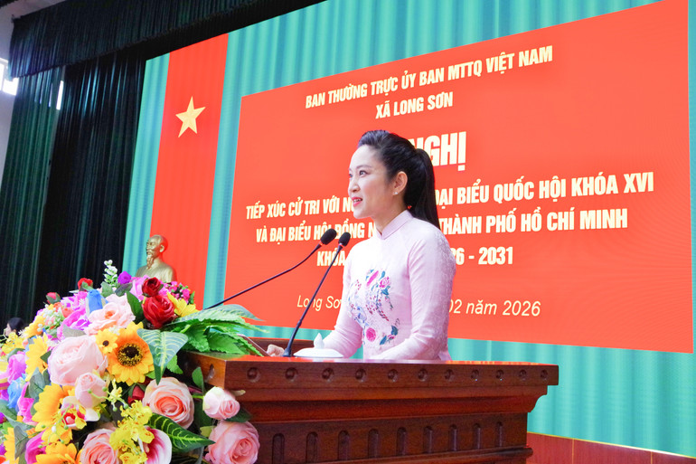 5-cac-ung-cu-vien-trinh-bay-chuong-trinh-hanh-dong-van-dong-bau-cu-2.jpg