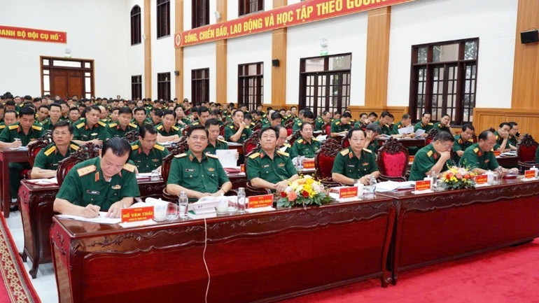 Toàn cảnh hội nghị img-1752141608430-1752143394511-8350-3413.jpg