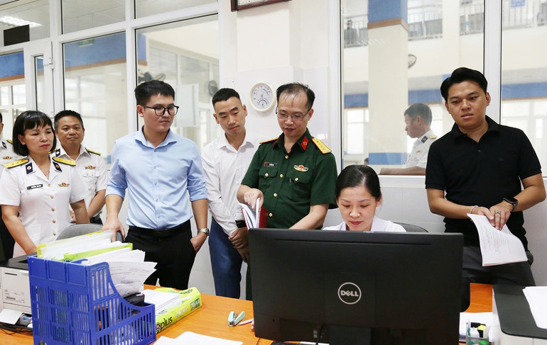 Phần mềm hệ thống thông tin xét nghiệm giúp giảm thiểu giấy tờ, rút ngắn thời gian chờ đợi. 3.jpg